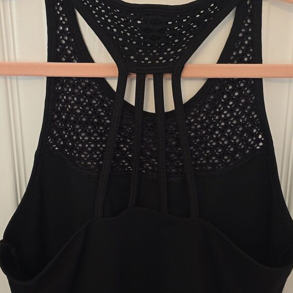 Yogaliciuos Tank - Picture 5 of 6